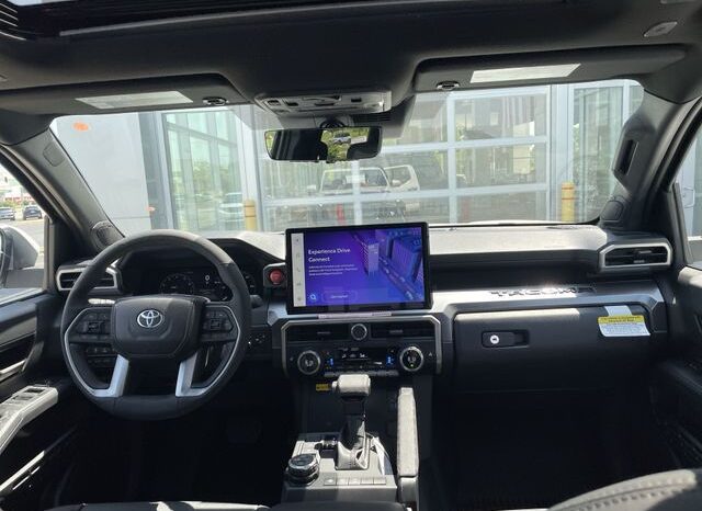 
 Toyota Tacoma full									