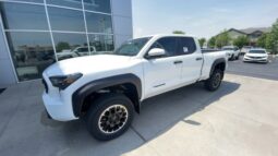 
 Toyota Tacoma full									