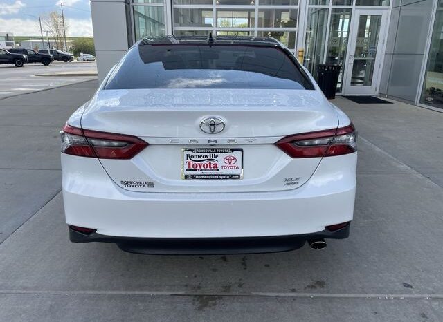 
 Toyota Camry full									