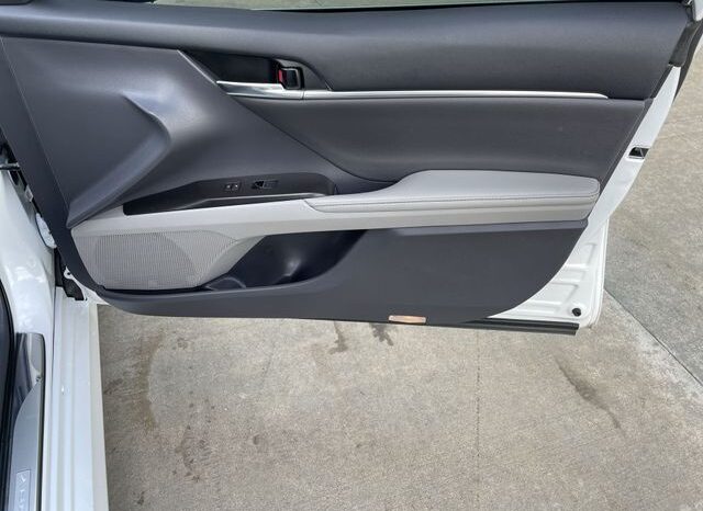 
 Toyota Camry full									