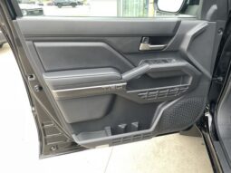 
 Toyota Tacoma full									