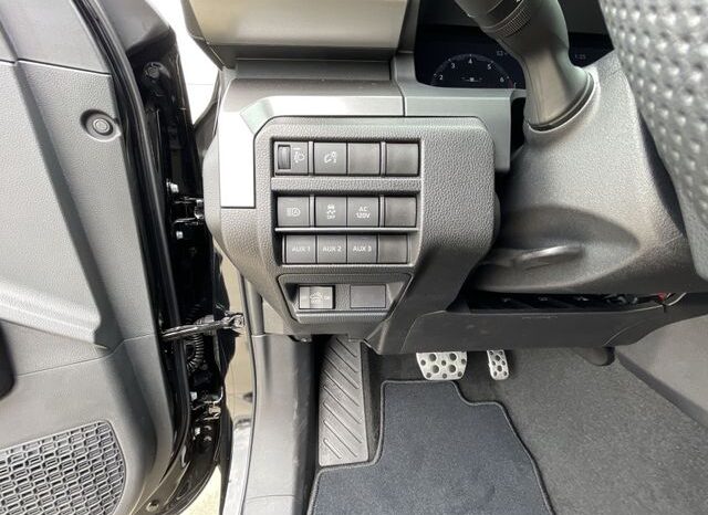 
 Toyota Tacoma full									