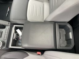 
 Toyota Tacoma full									