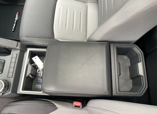
 Toyota Tacoma full									