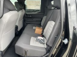 
 Toyota Tacoma full									