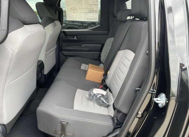 
 Toyota Tacoma full									