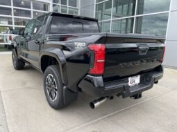 
 Toyota Tacoma full									