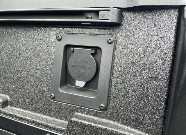 
 Toyota Tacoma full									