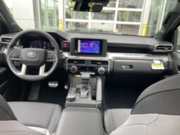 
 Toyota Tacoma full									