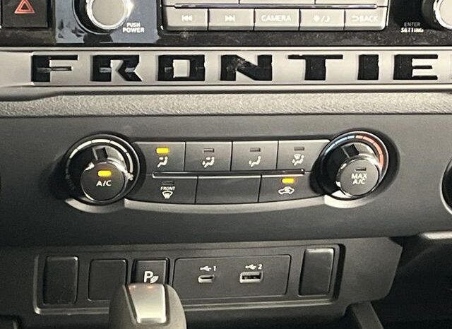 
 Nissan Frontier full									