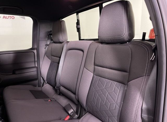 
 Nissan Frontier full									