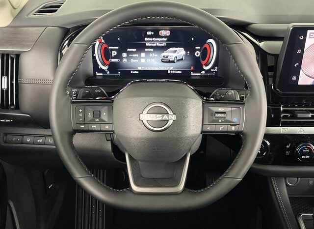 
 Nissan Pathfinder full									