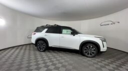 Nissan Pathfinder full