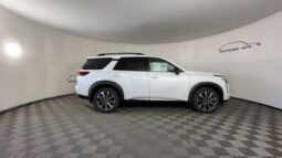 Nissan Pathfinder full