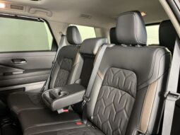 Nissan Pathfinder full