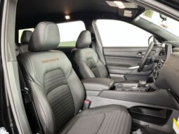 Nissan Pathfinder full