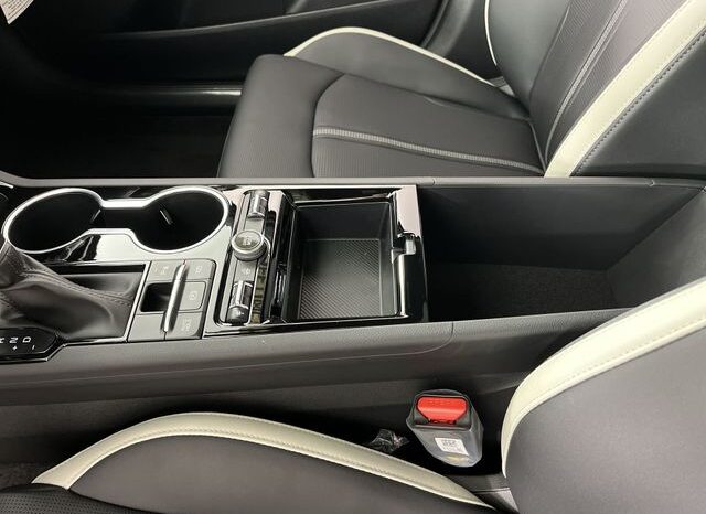 
 Kia K5 full									