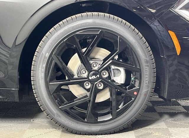 
 Kia K5 full									