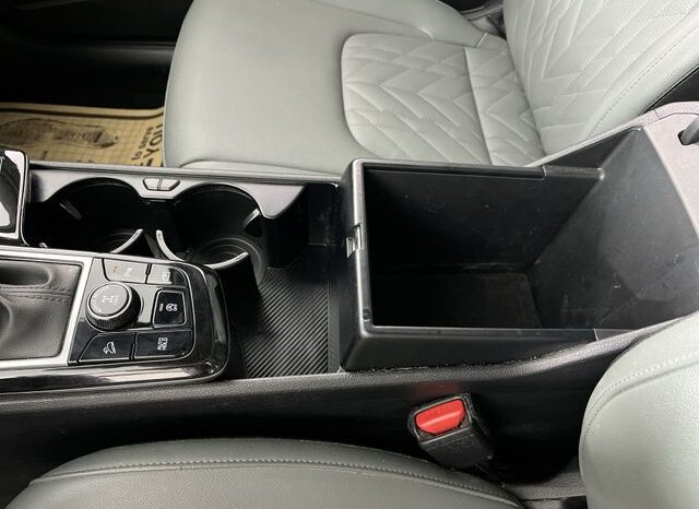 
 Kia Sportage full									