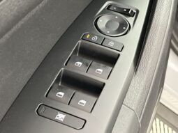 
 Kia Sportage Hybrid full									