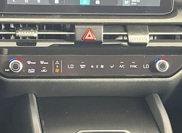
 Kia Sportage Hybrid full									