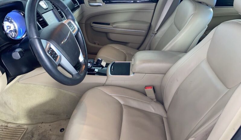 
 Chrysler 300 full									