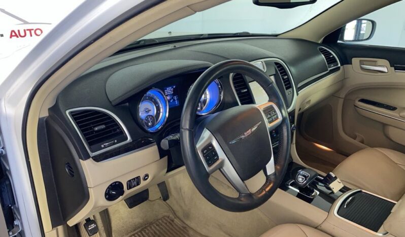 
 Chrysler 300 full									