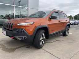 
 Jeep Cherokee full									