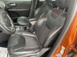 
 Jeep Cherokee full									