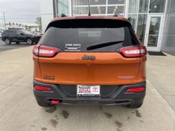 
 Jeep Cherokee full									