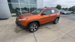 
 Jeep Cherokee full									