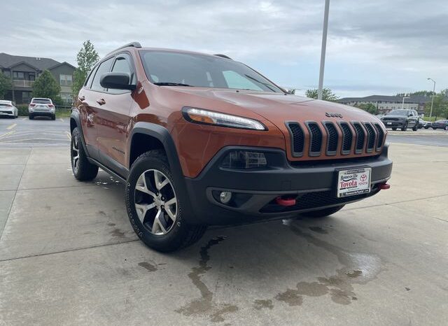 
 Jeep Cherokee full									