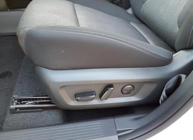 
 Nissan Rogue full									