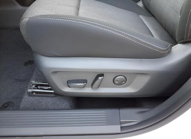 
 Nissan Rogue full									