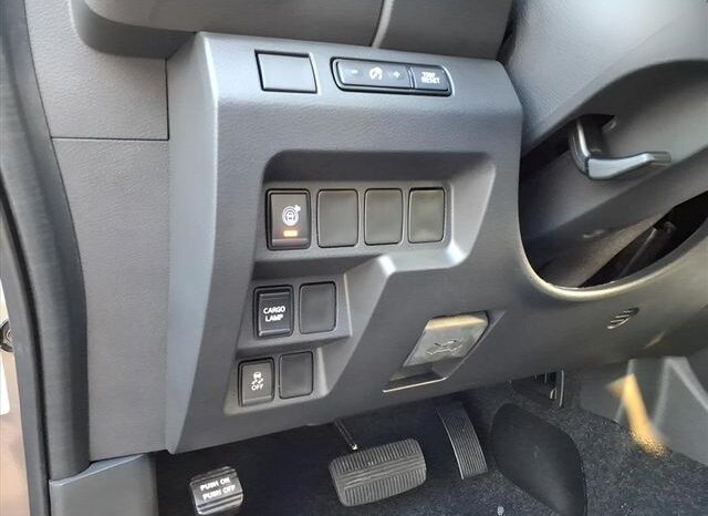 
 Nissan Frontier full									