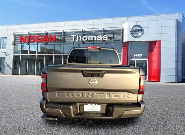 
 Nissan Frontier full									