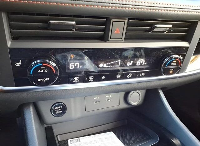 
 Nissan Rogue full									