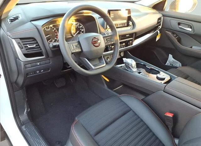 
 Nissan Rogue full									