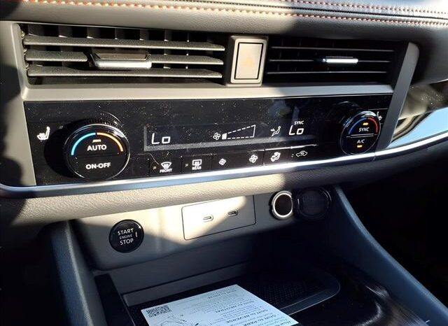 
 Nissan Rogue full									
