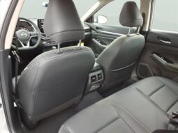 
										Nissan Altima full									