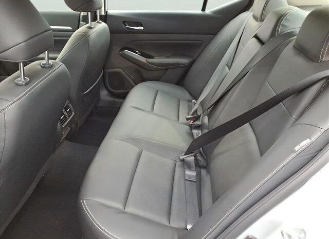 
								Nissan Altima full									