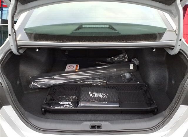 
								Nissan Altima full									