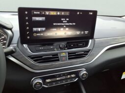 
										Nissan Altima full									
