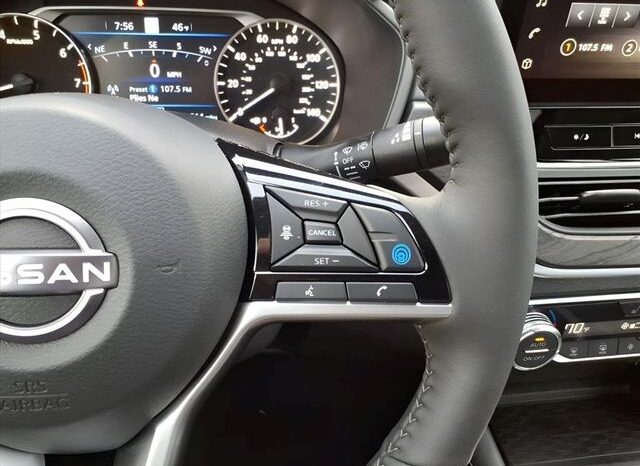 
								Nissan Altima full									