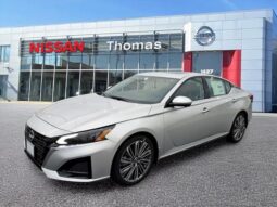 
										Nissan Altima full									