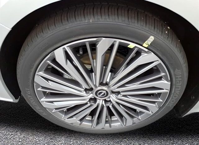 
								Nissan Altima full									
