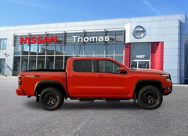 
 Nissan Frontier full									