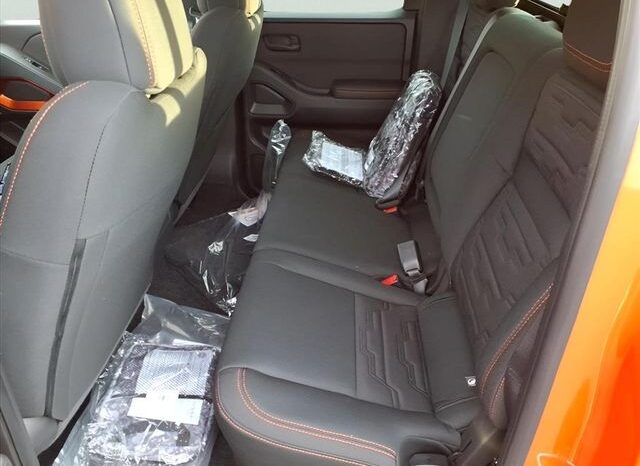 
 Nissan Frontier full									