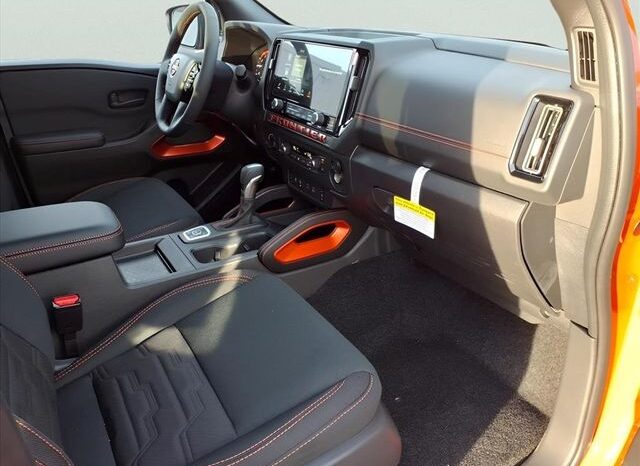
 Nissan Frontier full									