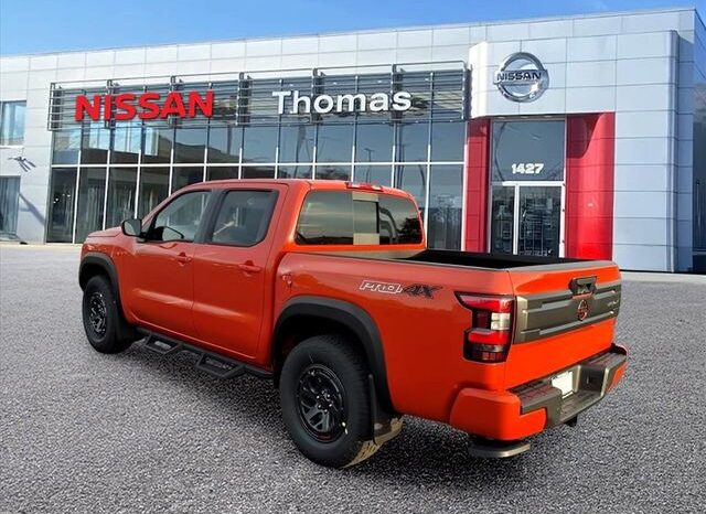 
 Nissan Frontier full									